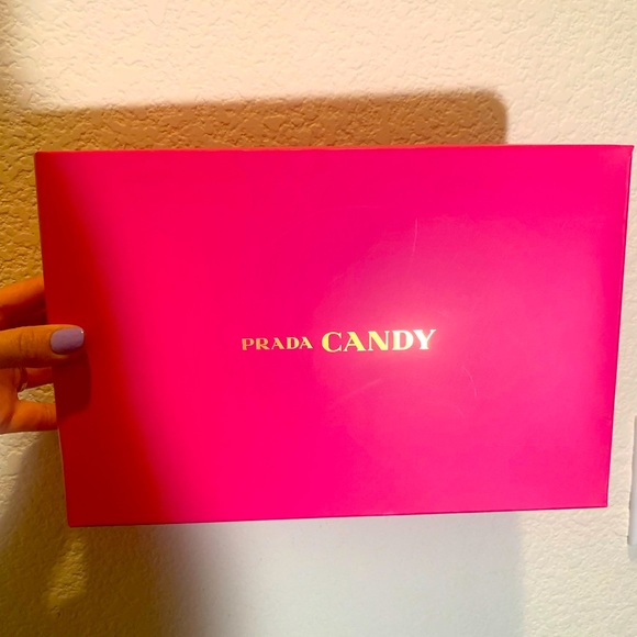 Authentic Prada Makeup bag converted into crossbody bag - Picture 7 of 8